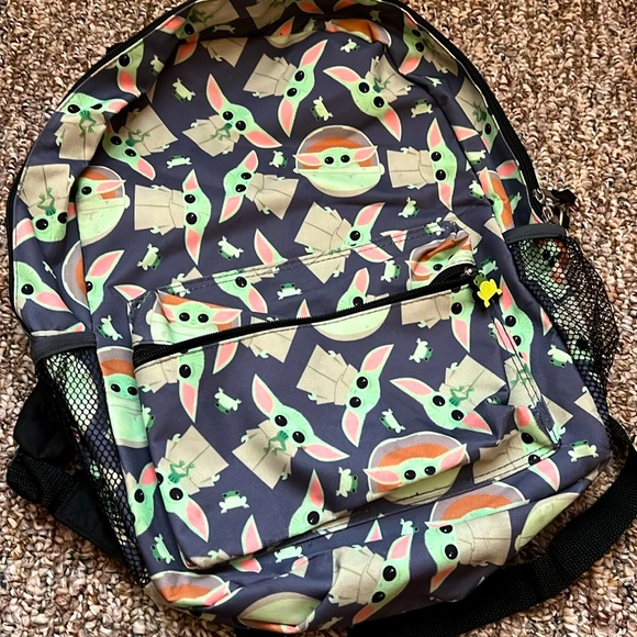 Star Wars Baby Yoda Backpack - Picture 1 of 3